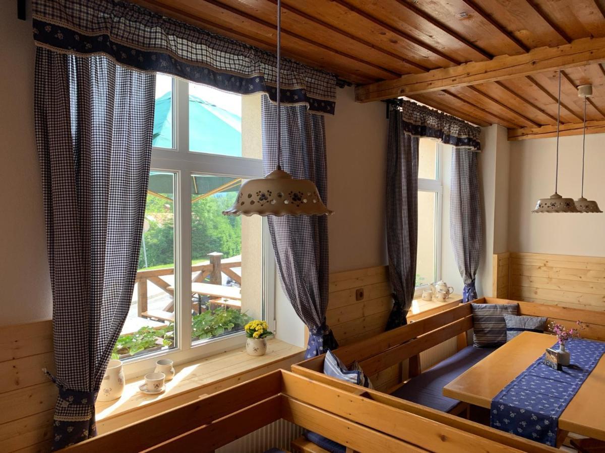 Penzion A Restaurace Vyhlidka Železná Ruda Dış mekan fotoğraf