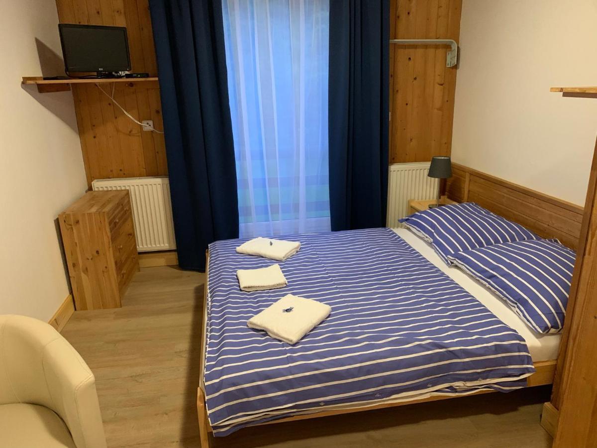 Penzion A Restaurace Vyhlidka Železná Ruda Dış mekan fotoğraf