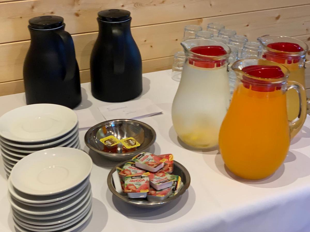Penzion A Restaurace Vyhlidka Železná Ruda Dış mekan fotoğraf